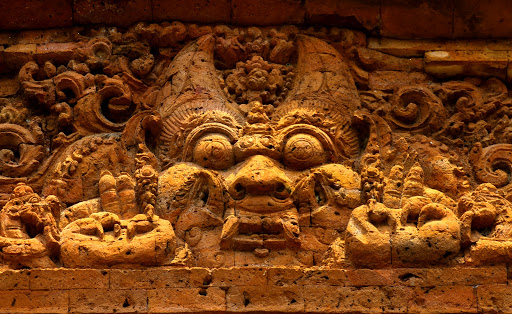 Relief Candi Bajang Ratu Mojokerto